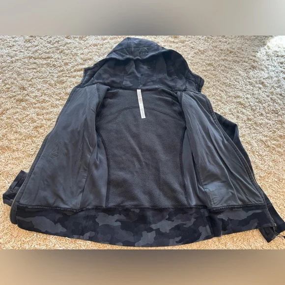 Lululemon Athletica Black Camo Zip Up Hoodie - Picture 7 of 10